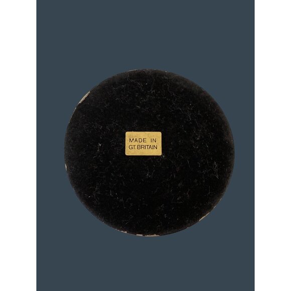 Decorative Round Paperweight With "A Sister Is A Forever Friend" Quote - Picture 4 of 6